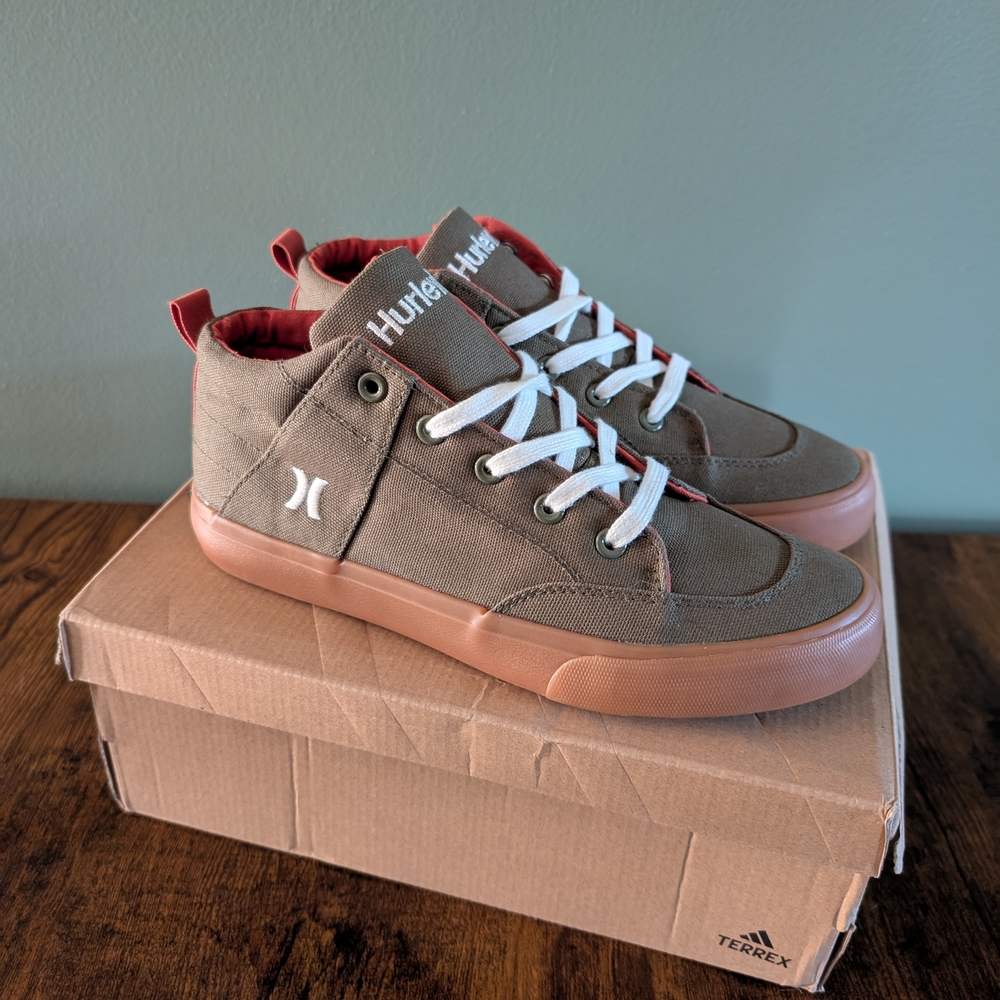 Hurley Kids Sneakers - Brown and Red Accents